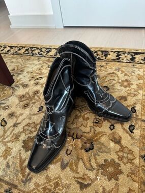 Ganni Black Western-Style Ankle Boots with White Contrast Stitching